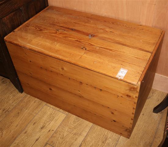 A pine coffer W.86cm